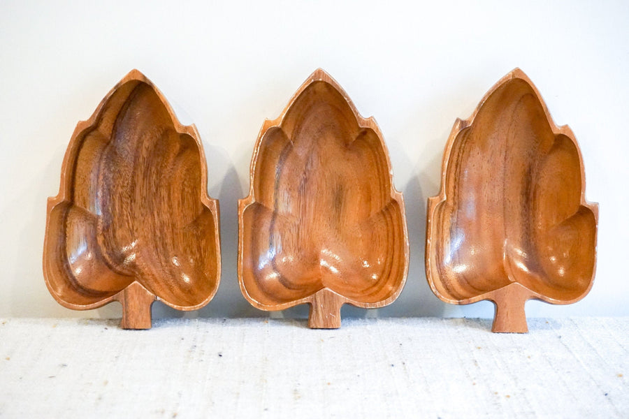 Monkey Pod Wood Artichoke Leaf Style Serving Bowls Set of Seven