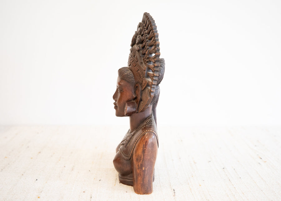 Balinese Wood Bust of a Woman by KlungKung