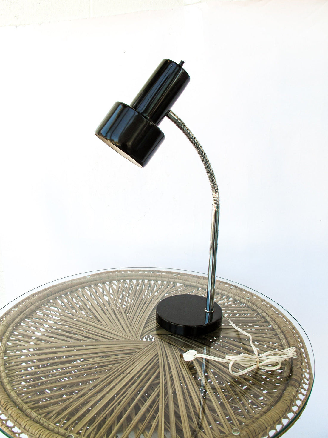 Black Goosneck Table Lamp