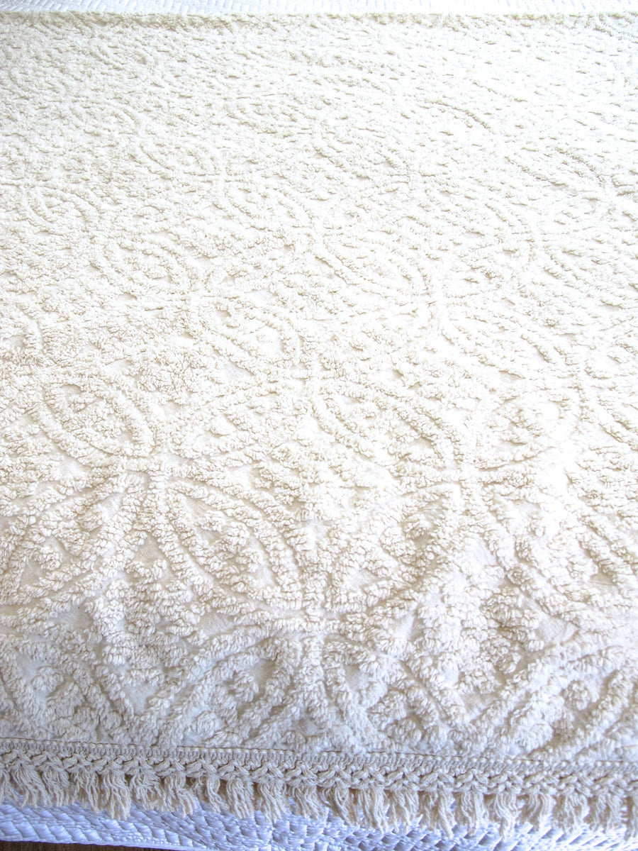 Cotton Nubby Blanket with Fringe Detail