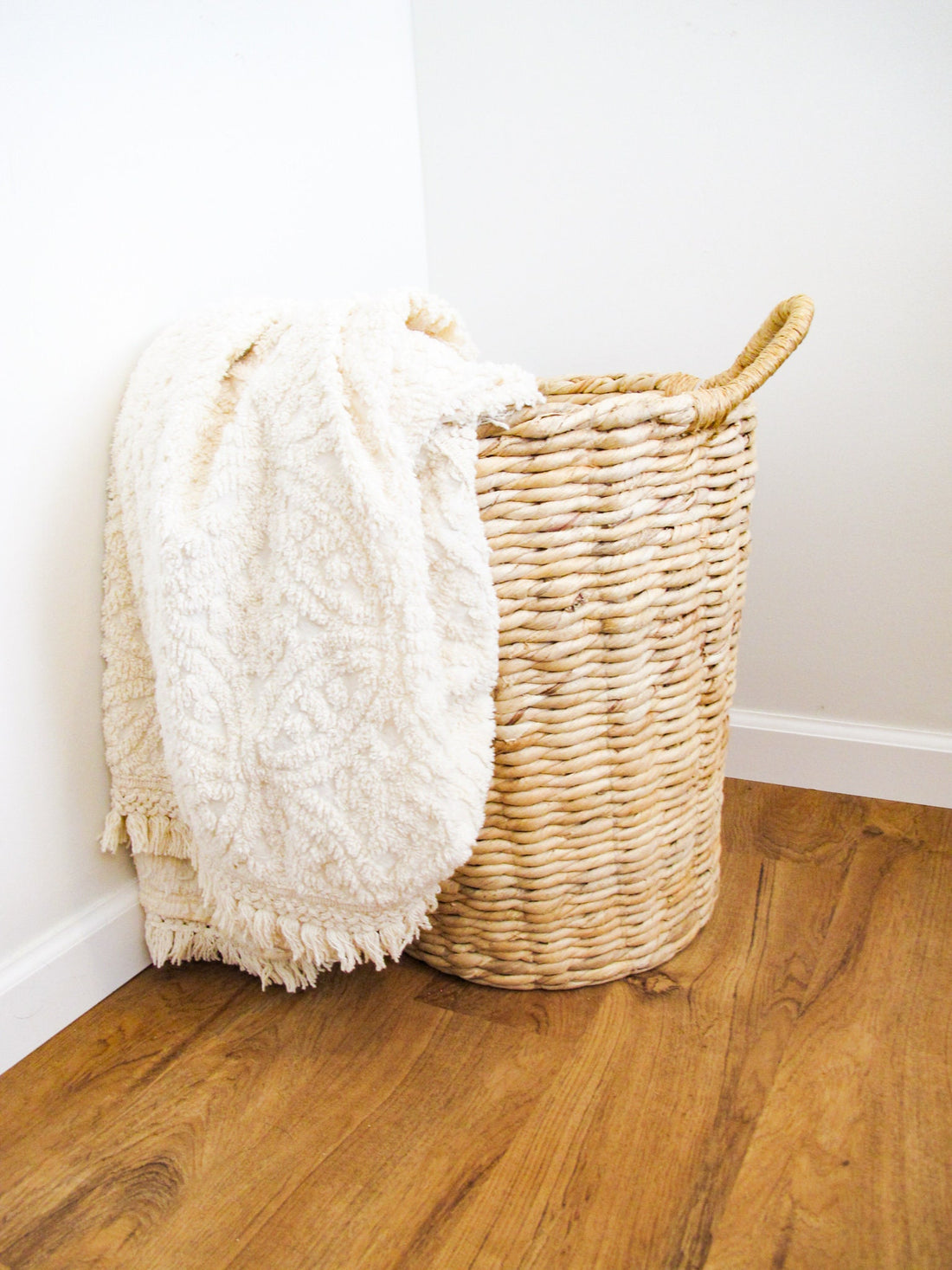 Cotton Nubby Blanket with Fringe Detail