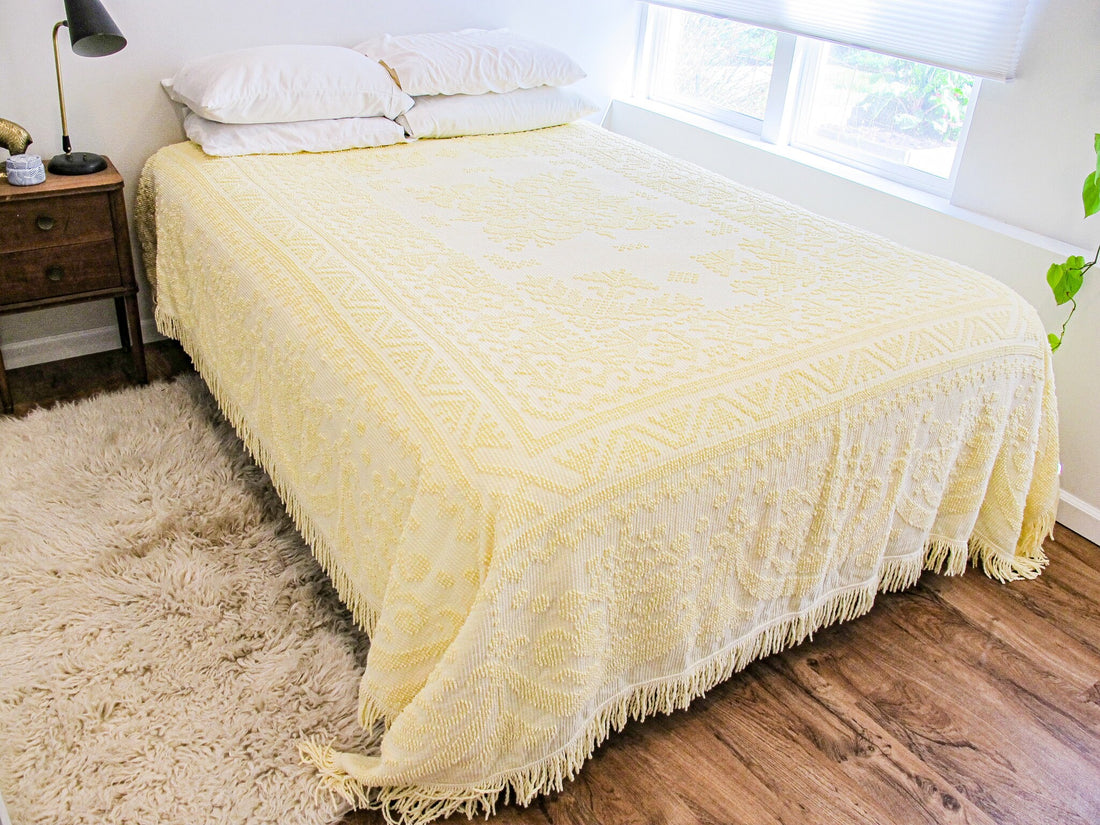Light Yellow Cotton Nubby Blanket Bedspread with Fringe