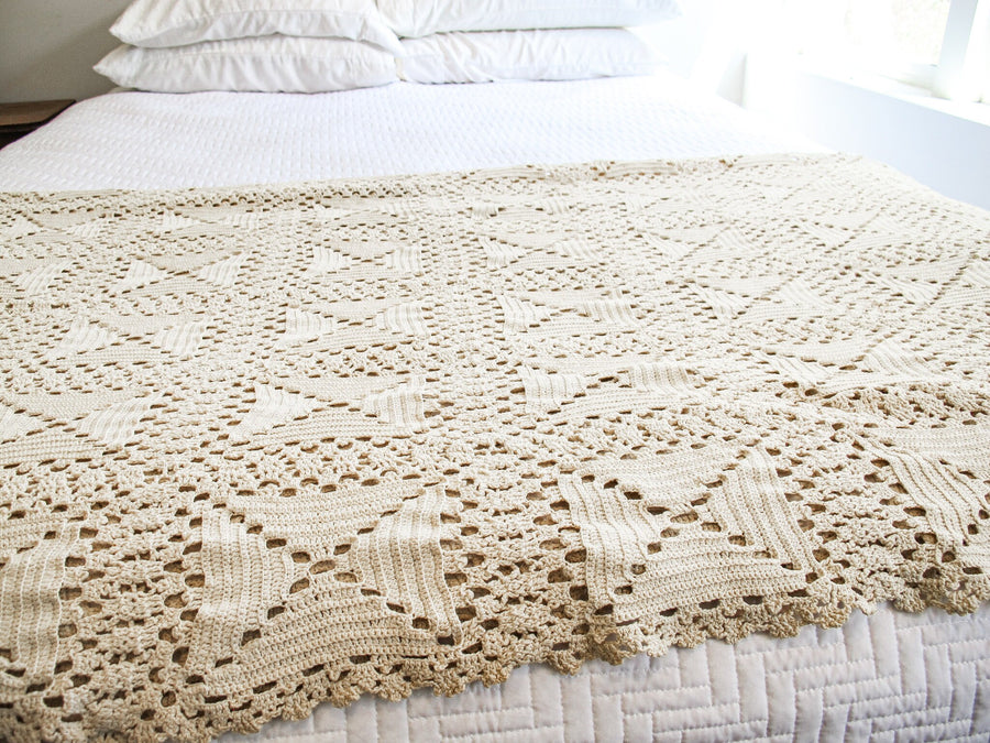 Vintage Knitted Crochet Ivory Throw Blanket - Full or Queen