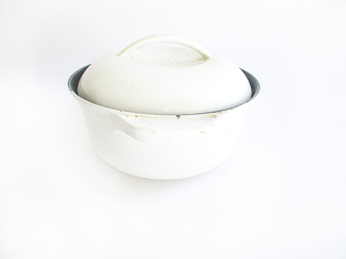 Colony White Enamelware Cast Iron Pot with Lid