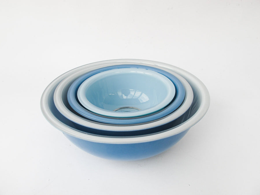 Set of Four Nesting Pyrex Blue Mixing Bowls