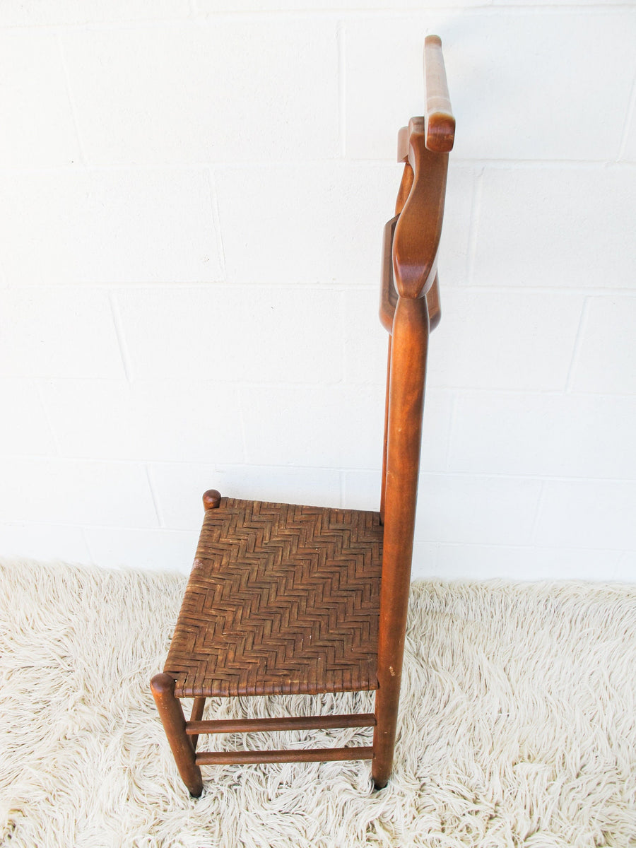 Valet Chair with Woven Flint Seat