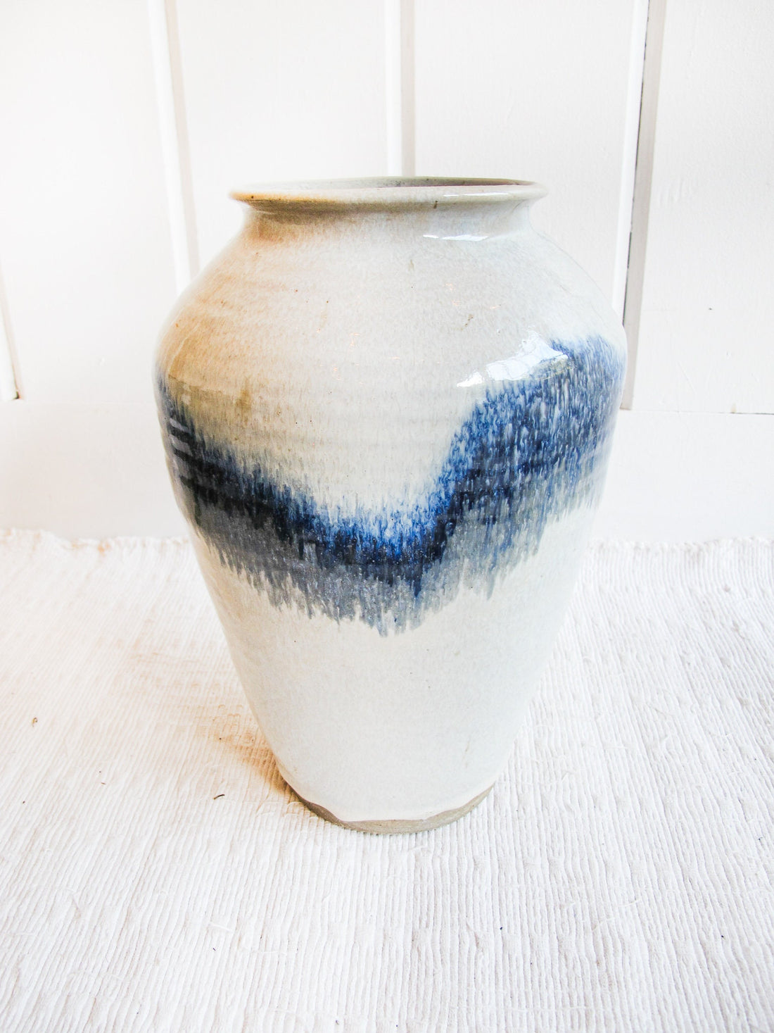 Ceramic Floor Pot Vase with White and Bright Indigo drip Glaze